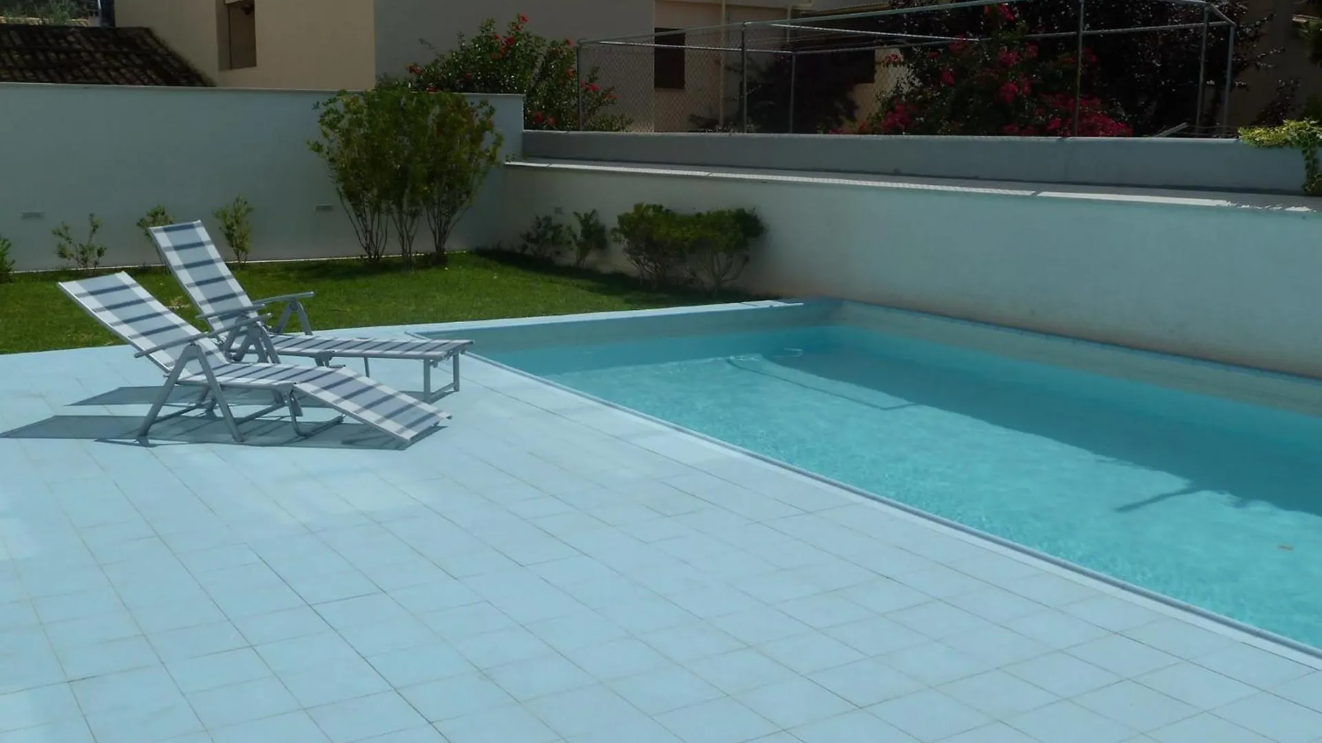 Apartamento Pollentiamar Con Piscina Y A 90M De La Playa contacts